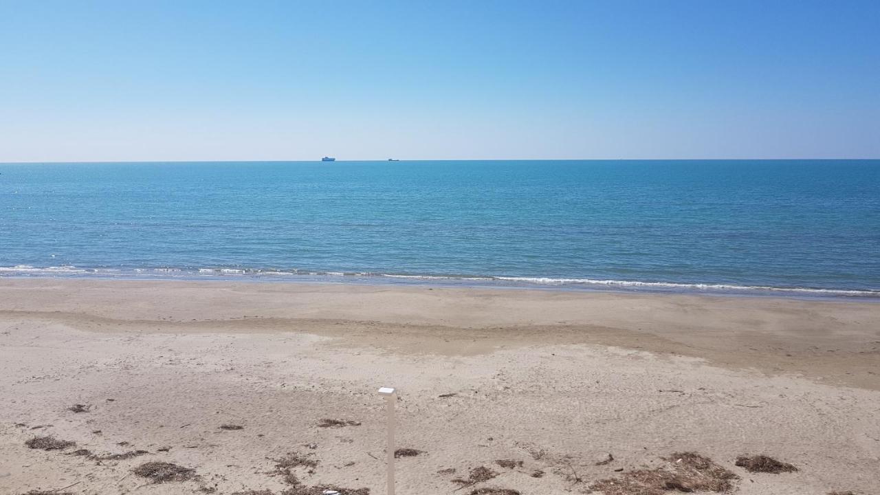 Arteg Apartments - Full Sea View Дуррес Экстерьер фото